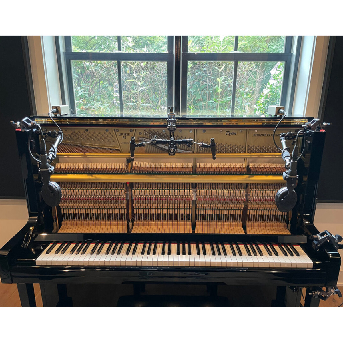 IO-Vector – IO-Equipped Utility Bar