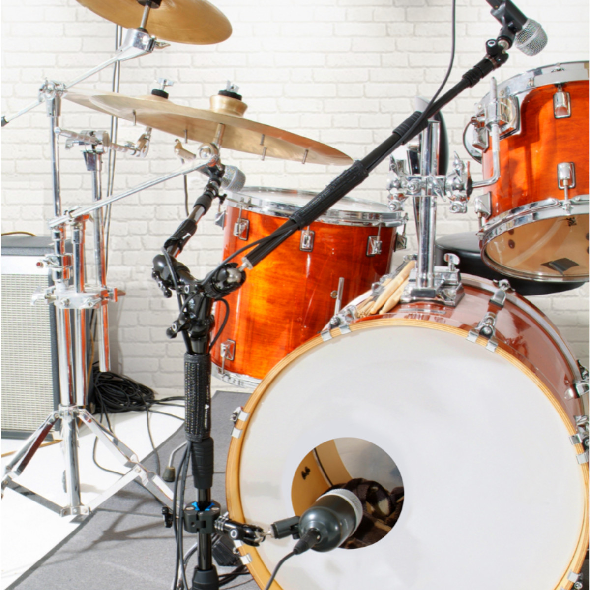 O2x – Dual Arm Orbital Boom with Interchangeable Arms