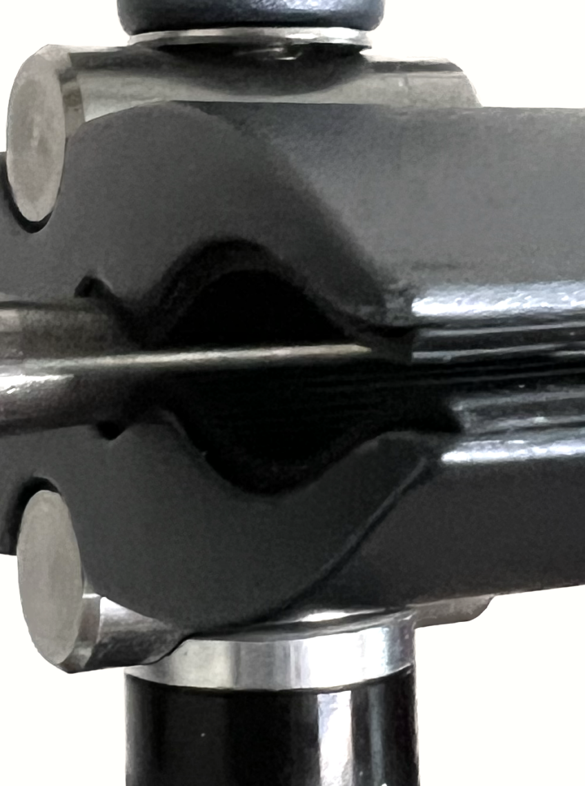 IO-C2 – IO-Equipped Python Clamp