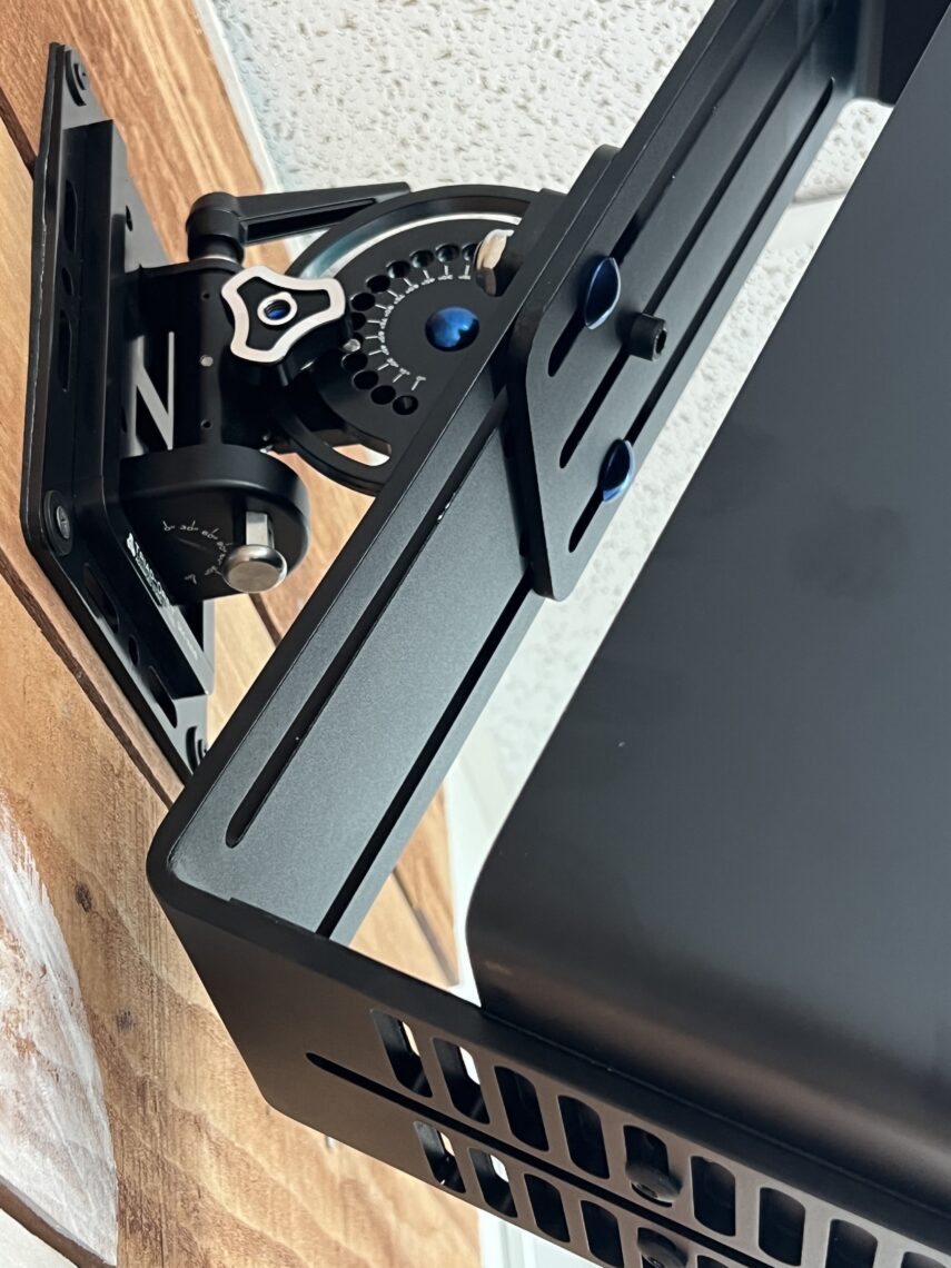 SM-UB1 – Speaker Mount Universal Bracket